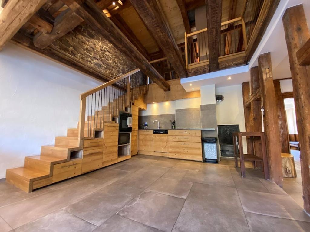 Maison De Charme En Alsace - In Vino Veritas - 12 Personnes Gueberschwihr Exterior foto